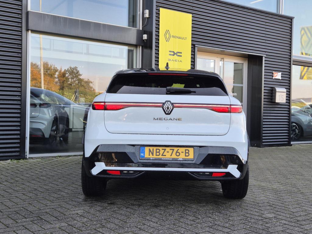 Renault Megane E-tech ev60 optimum charge techno 360° camera, blind spot de