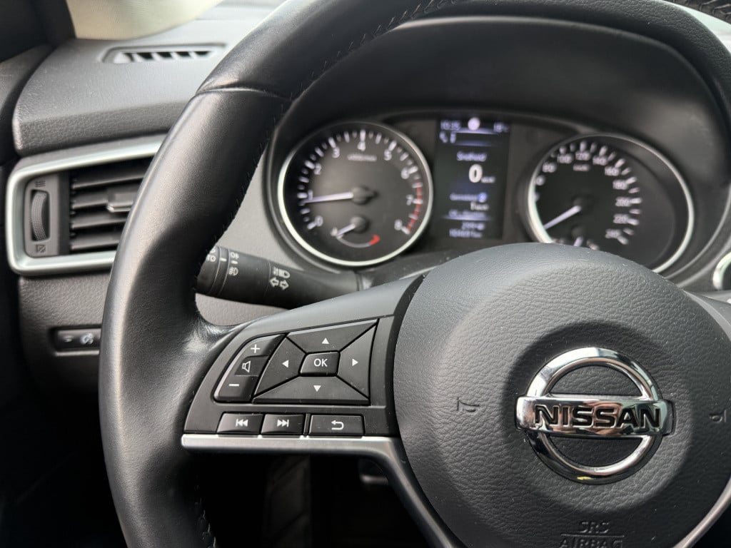 Nissan Qashqai 1.2 tekna pakket 5-drs