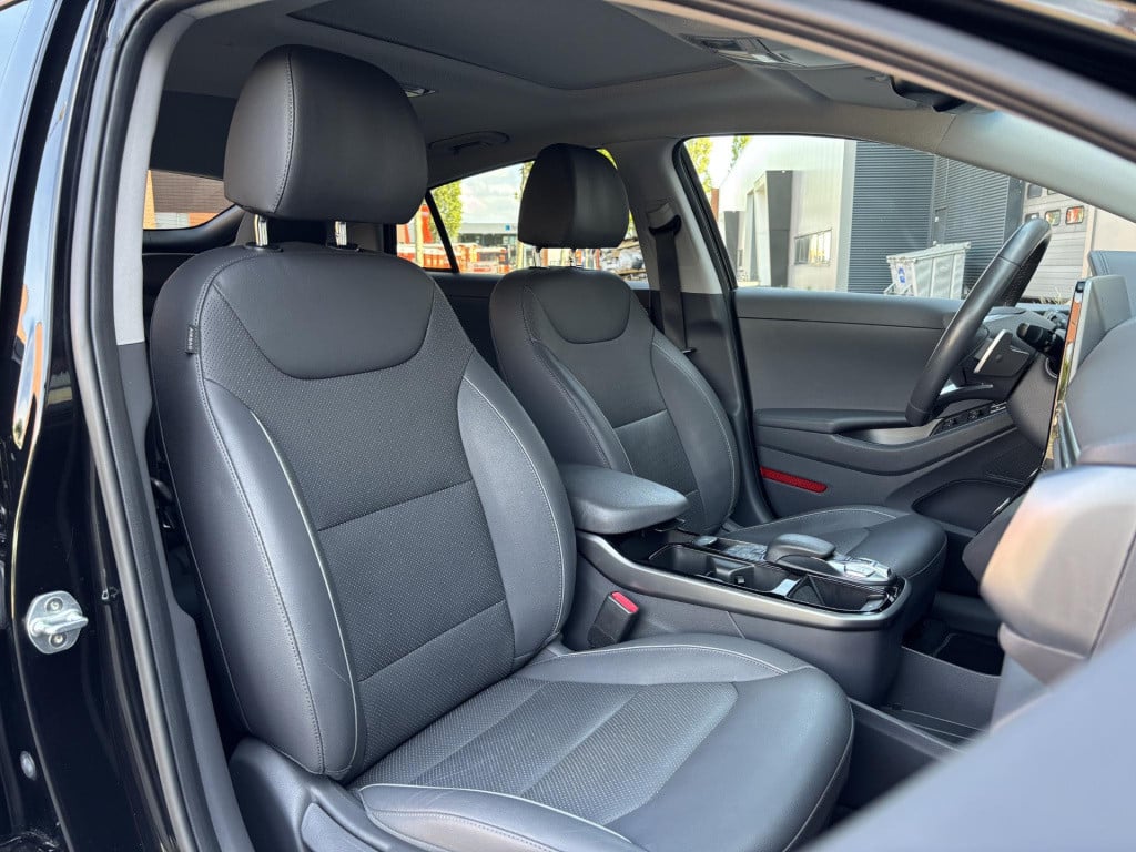 Hyundai Ioniq premium ev 38 kwh | navigatie | camera | adapt. cruise contro