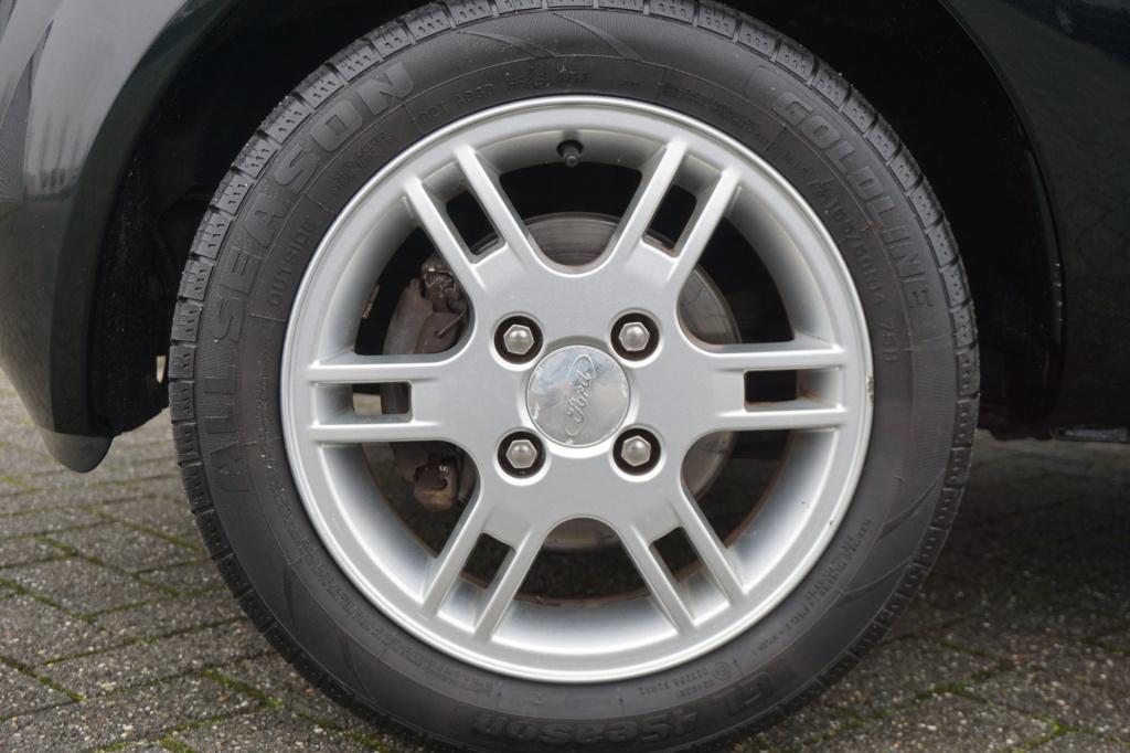 Ford KA 1.3 futura airco / elektr. ramen / nap / nieuwe apk!