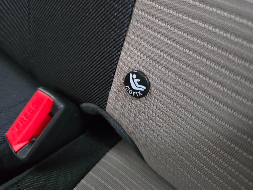 Hyundai I 10 occasion 1.0i i-motion | creme | tweedehands hyundai i10 | air