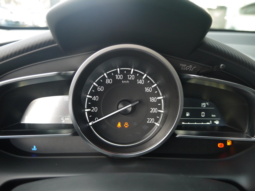 Mazda 2 1.5 e-skyactiv-g 90 exclusive-line