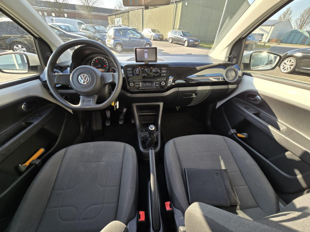 Volkswagen UP! 1.0 move up! bluemotion