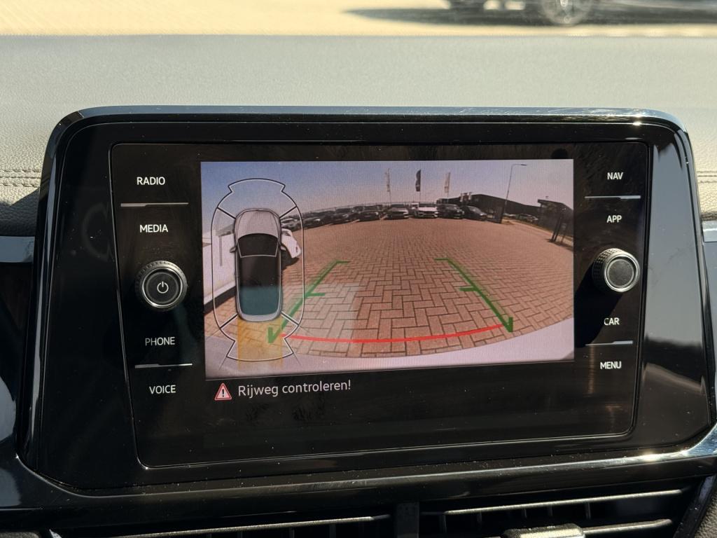 Volkswagen T-roc cabrio 1.5 tsi r-line | acc | dab | alcantara | apple carp
