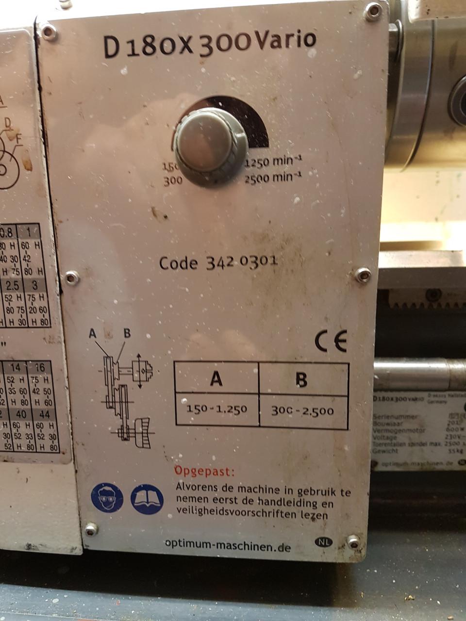 Optimum D180 x 300 Vario draaibank