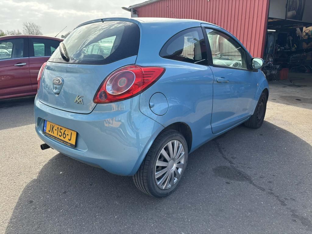 Ford KA 1.2 titanium