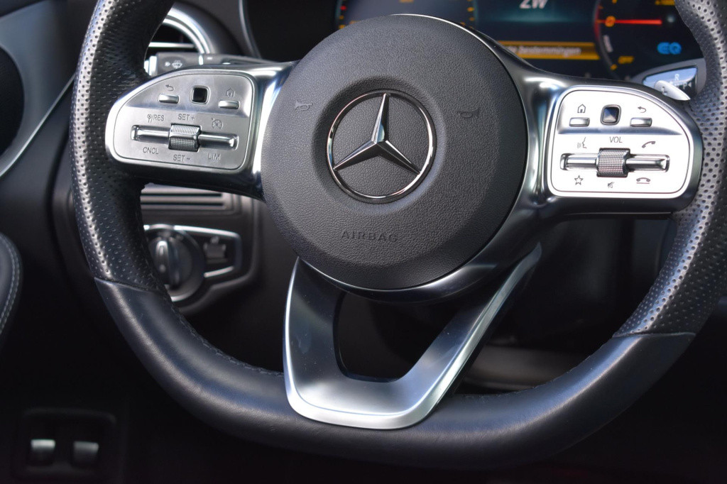 Mercedes-Benz Glc 300e 4matic amg | night | panoramadak | camera | nap | de