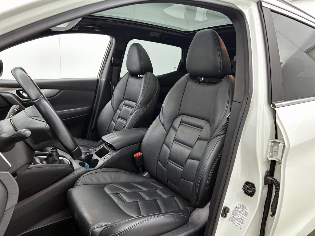 Nissan Qashqai 1.3 dig-t tekna +