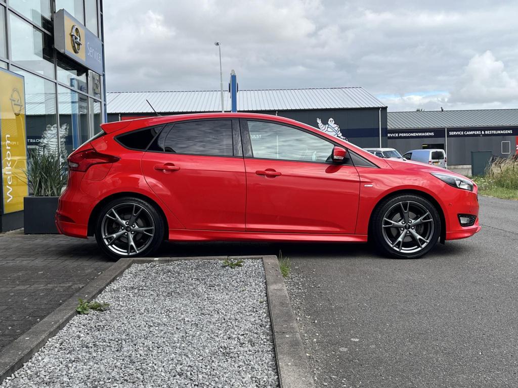 Ford Focus 1.5 st-line | cruise control | achteruitrijcamera | navigatie | 