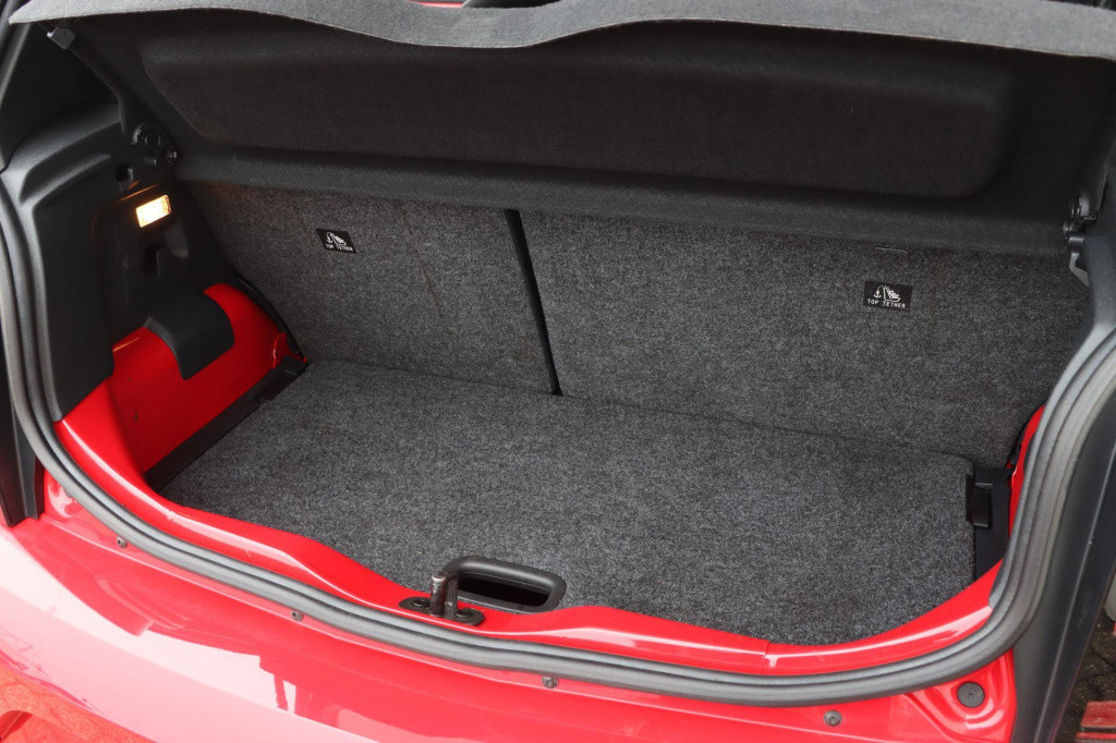 Volkswagen UP! 1.0 tsi gti 116pk