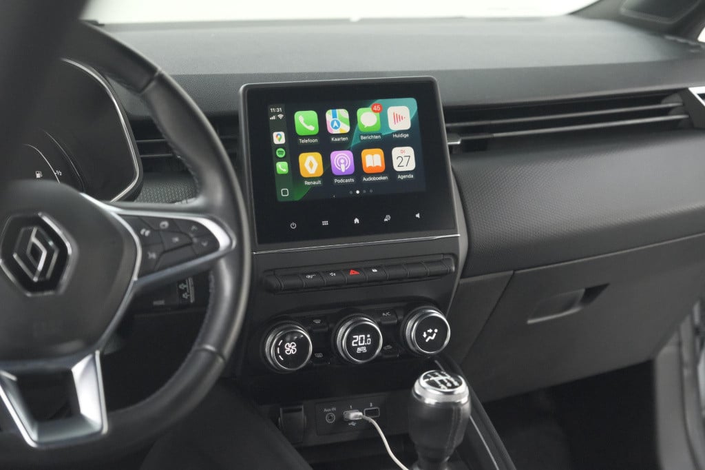 Renault Clio tce 100 intens | parkeersensoren | apple carplay | climate con