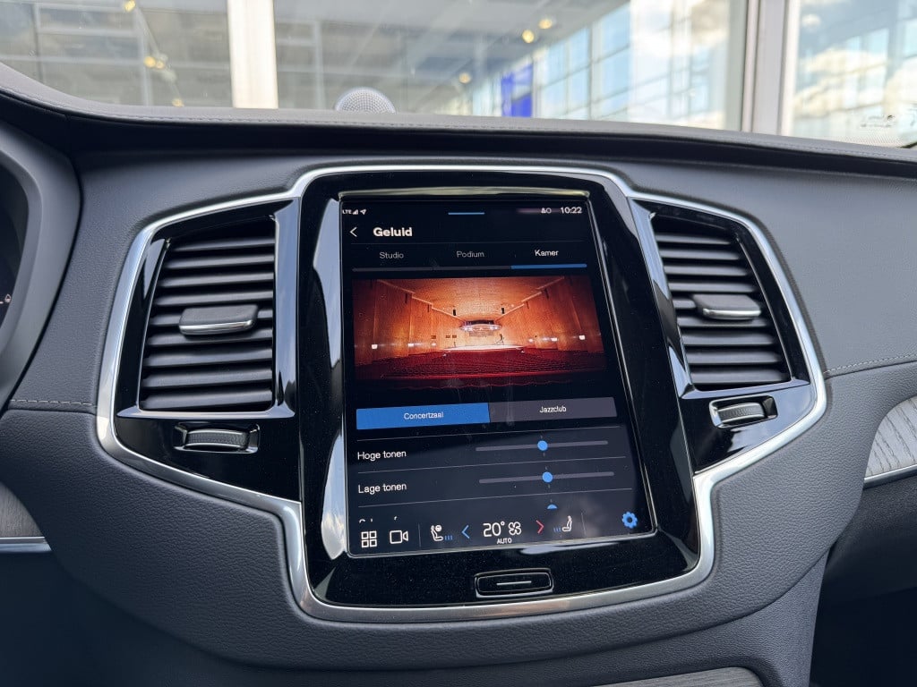Volvo XC90 t8 455pk recharge ultra dark| full options!! b&w | luchtvering