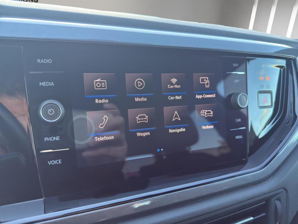 Volkswagen Polo 1.0 tsi highline apple carplay camera clima acc
