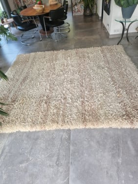 Prachtig wollen vloerkleed