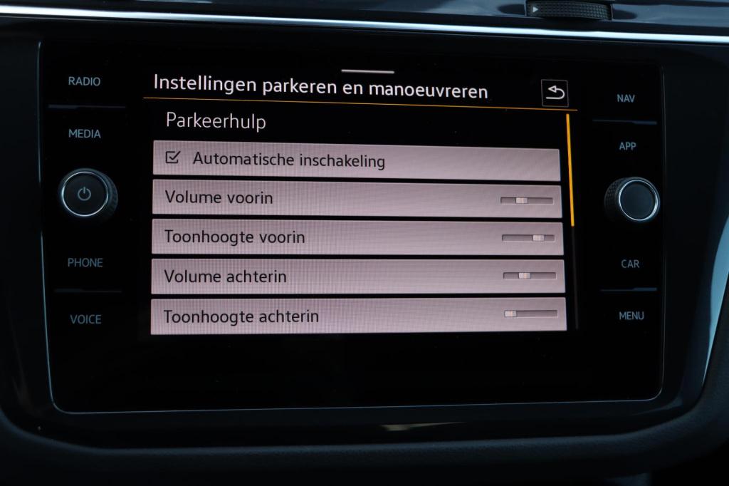 Volkswagen Tiguan 1.4 tsi ehybrid r-line business+ black style 245pk dsg6 |
