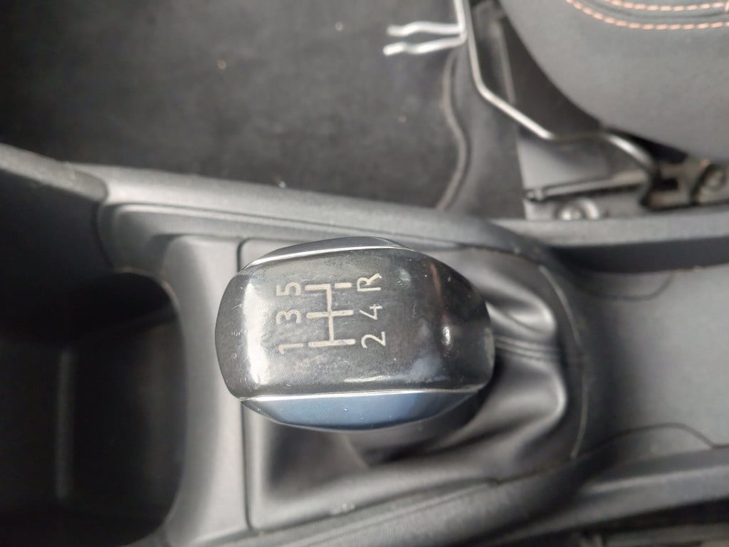 Peugeot 208 1.2 vti urban soul