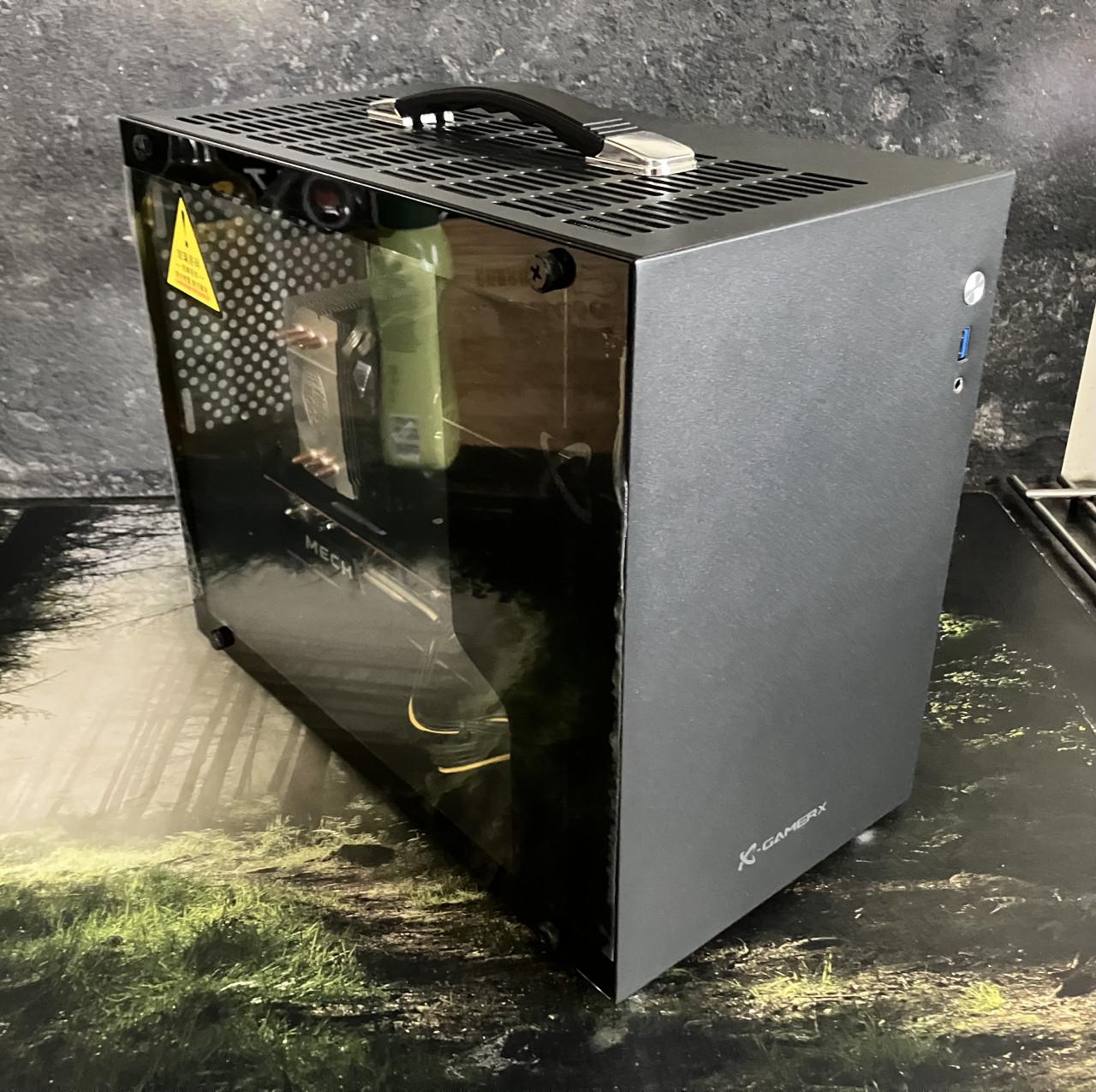 Gamepc I7-9700 / 16GB / 500GB SSD / RX6600XT 8GB / Windows 11 pro