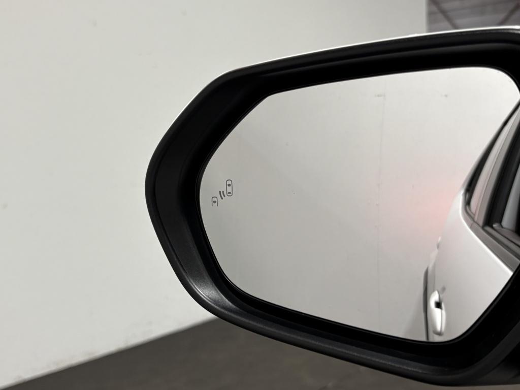 Toyota Yaris Cross 1.5 hybrid executive | 360 camera | bsm | stoelverwarmin