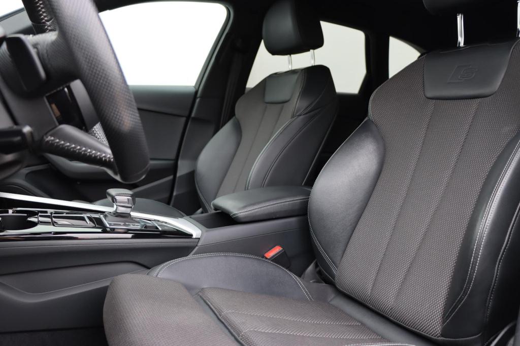 Audi A4 avant 40 tfsi launch edition sport