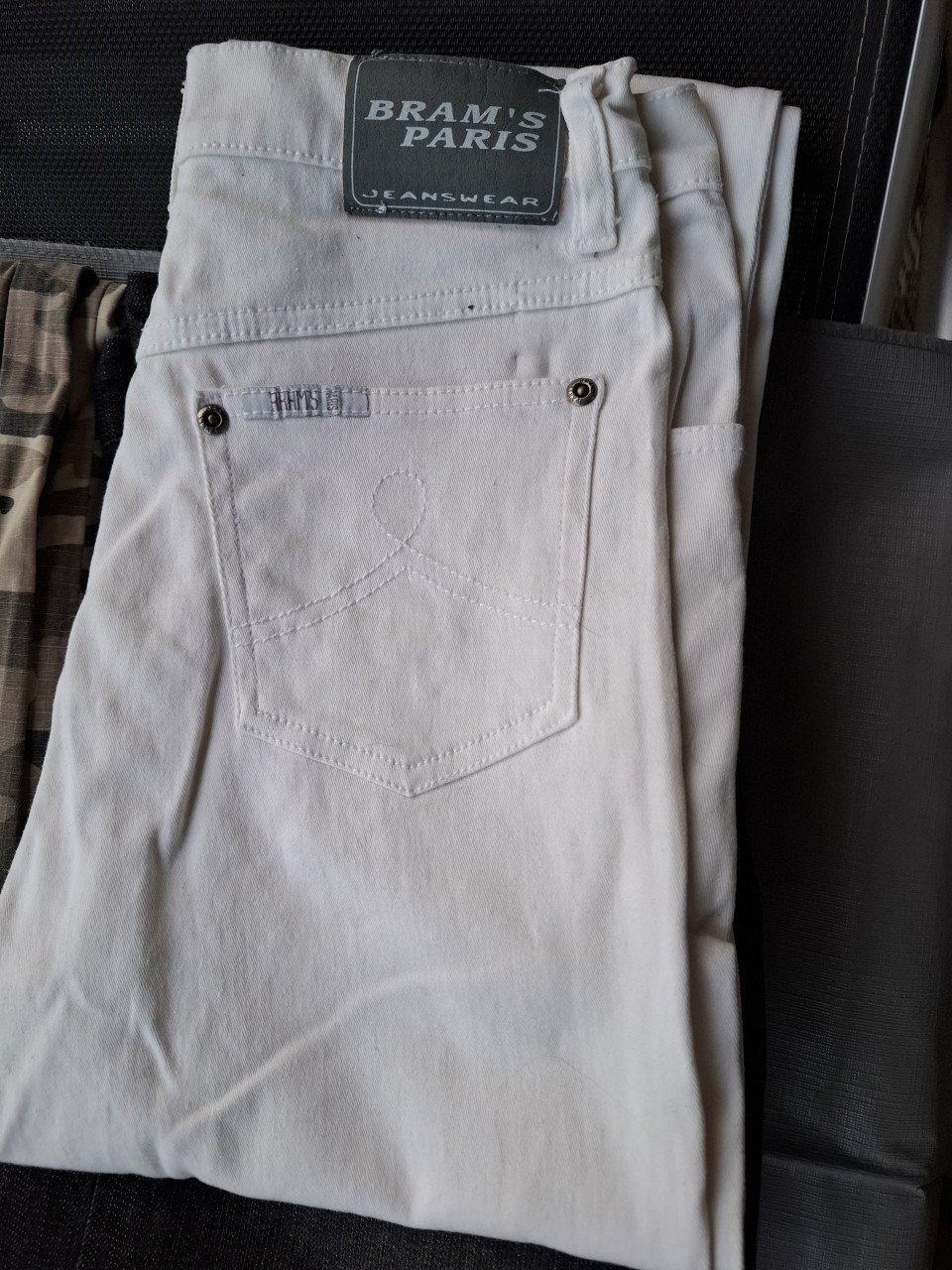 19 broeken maat 170 /XS / 27