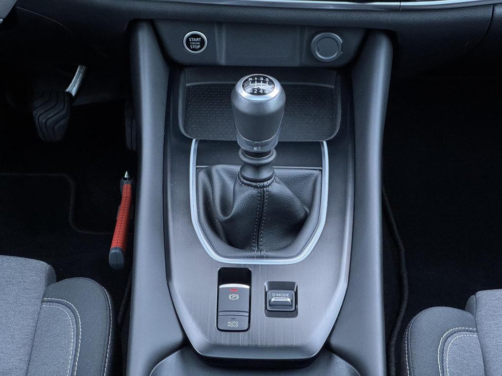 Nissan Qashqai 1.3 mhev n-connecta design pack