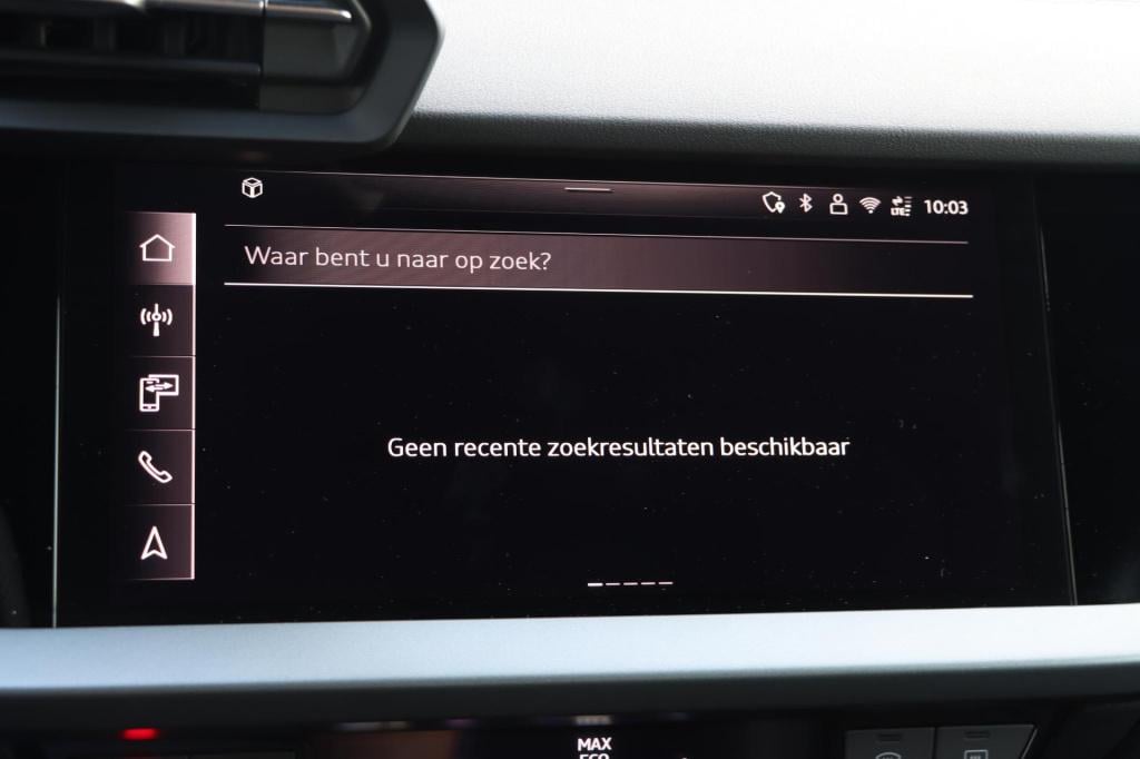 Audi A3 limousine 30 tfsi s edition 115pk s-tronic