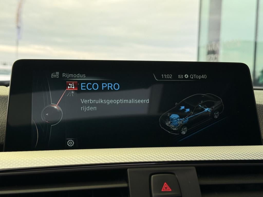 BMW 3-serie 330e m-sport | leder | harman/kardon | memory | stoel/stuurverw