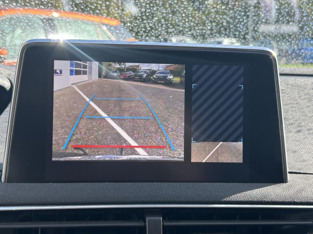 Peugeot 3008 1.2 puretech 130pk s&s allure navigatie | bt | applecarplay & 