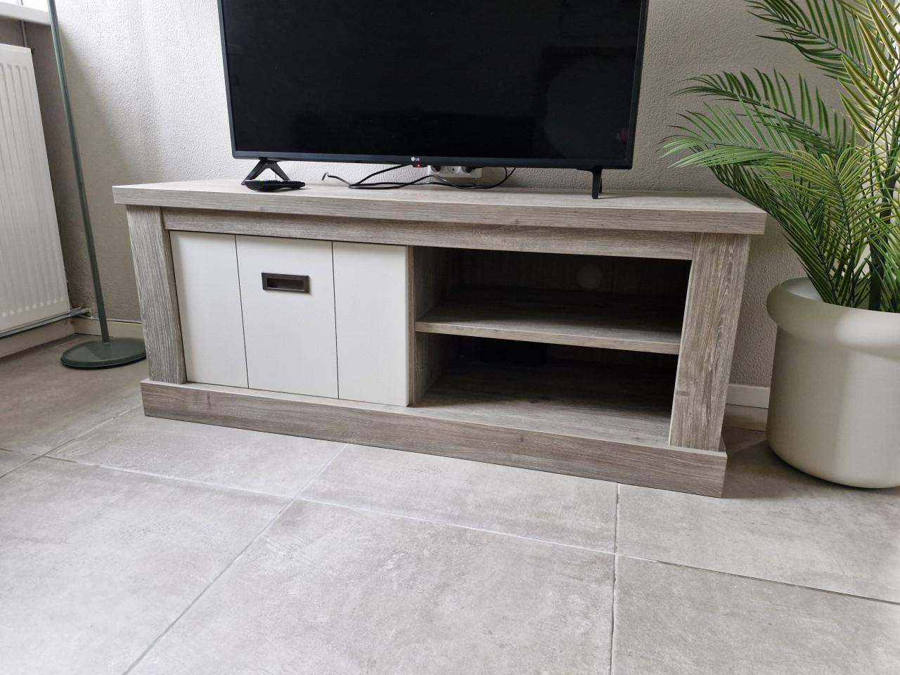 Meubelset (Salontafel, dressoir, TV-meubel)