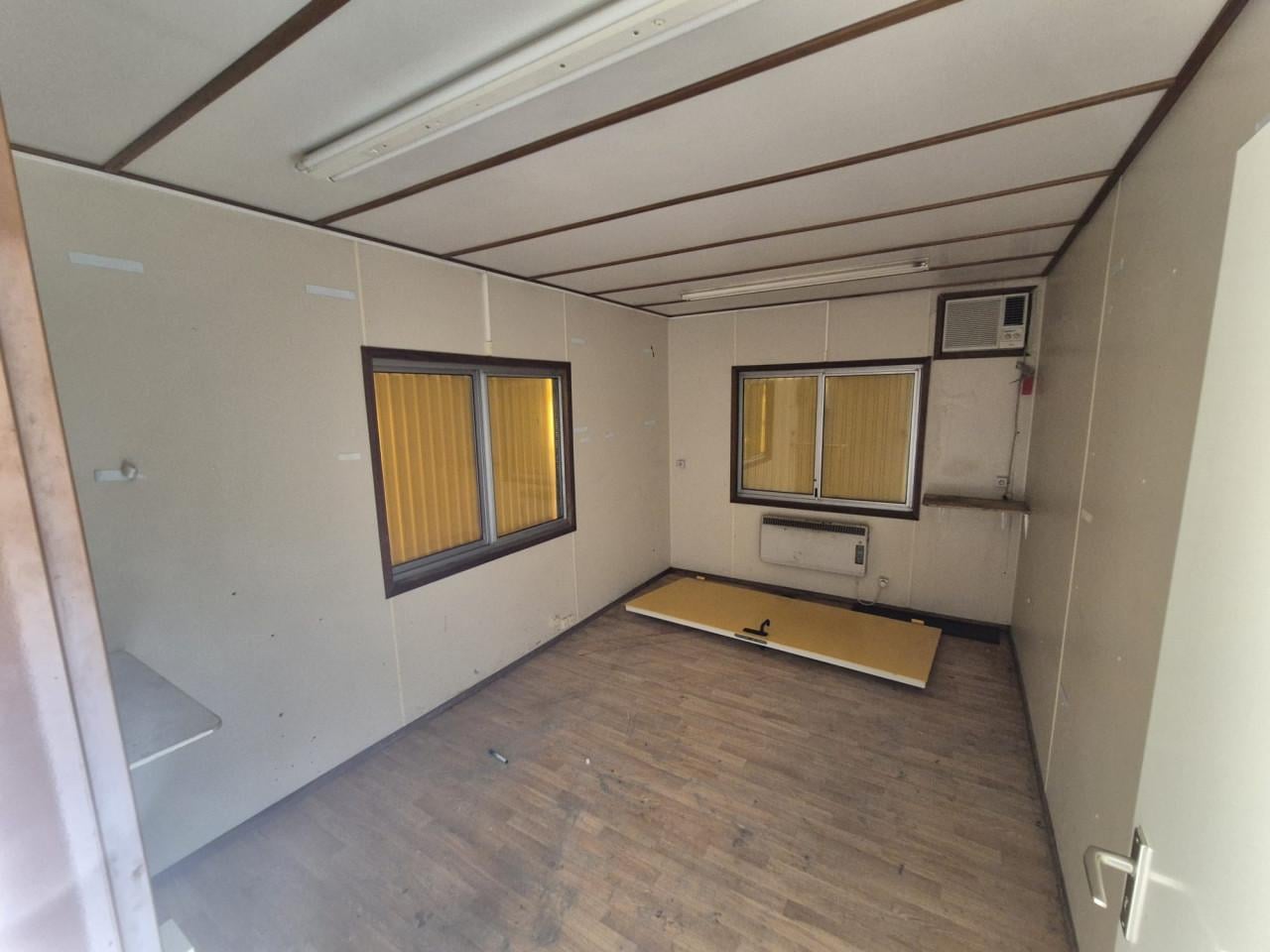 10x3m kantoorunit / woonunit / schaftkeet / bouwkeet