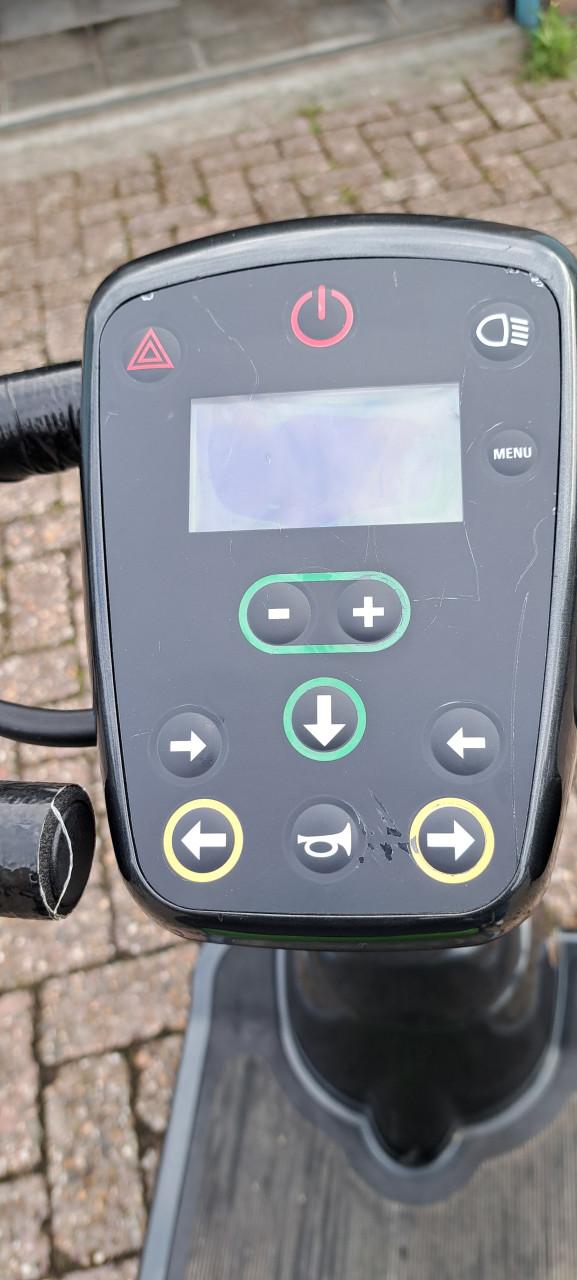 Te koop scootmobiel.