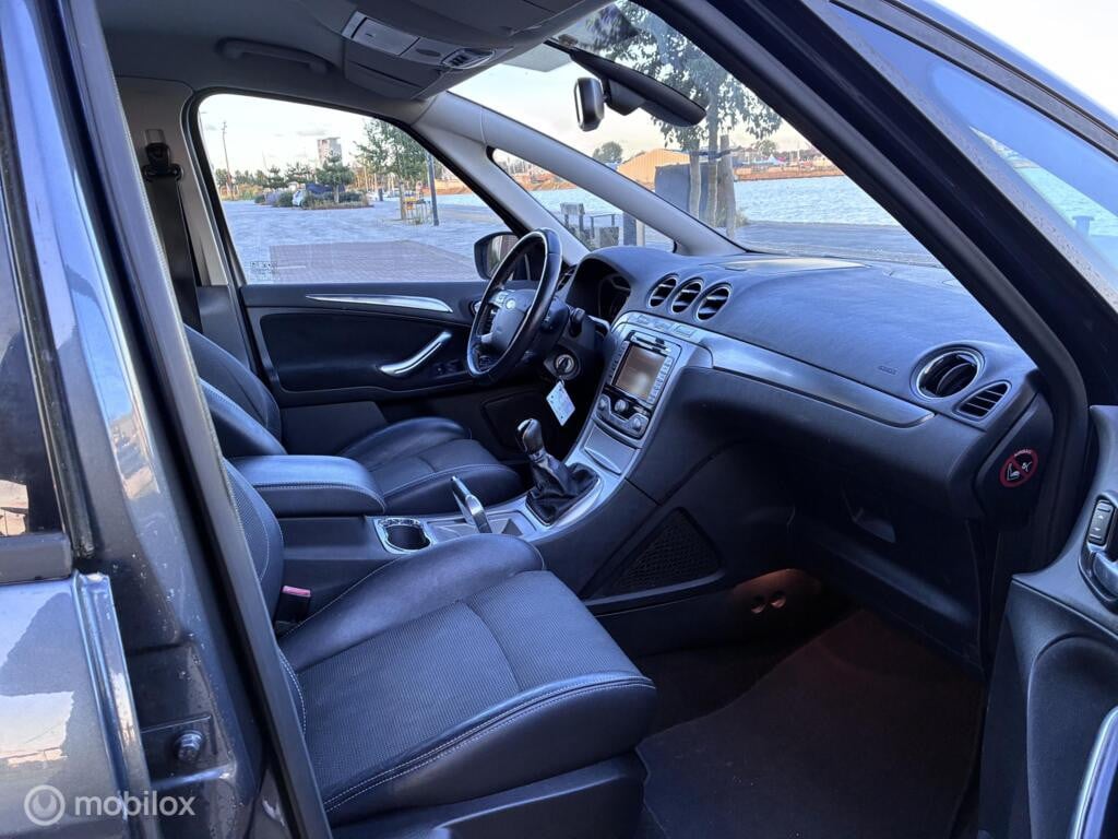 Ford S-Max 2.0 Titanium km192.477 Nap Navi Clima PDC BJ2008