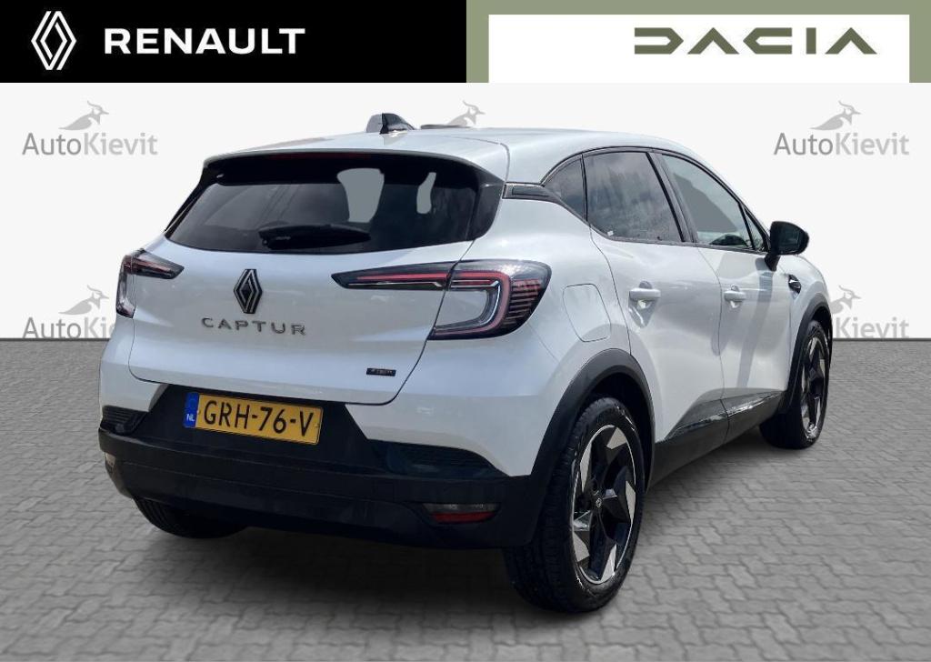 Renault Captur 1.6 e-tech full hybrid 145 techno - demo