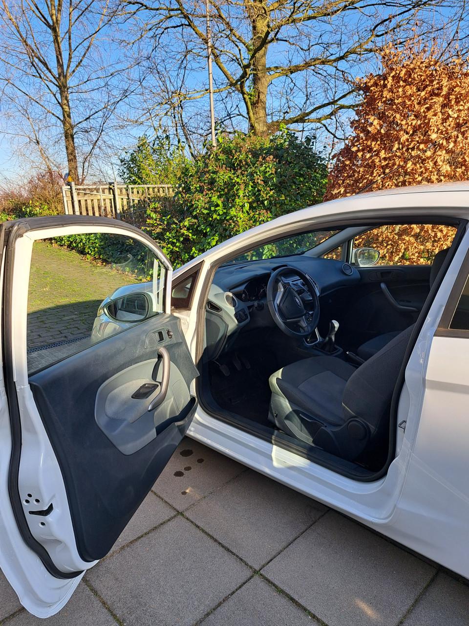 Ford Fiesta 1.25 Titanium 99.000 Km 2011