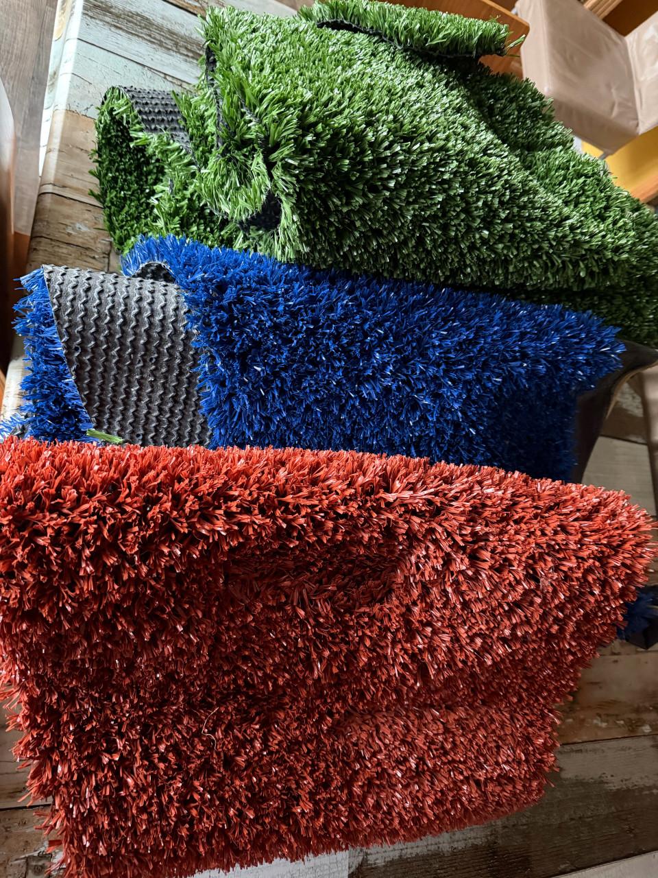 Stukken kunstgras groen/blauw/oranje