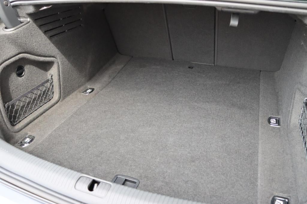 Audi A4 limousine 40 tfsi advanced edition 204pk | camera | carplay