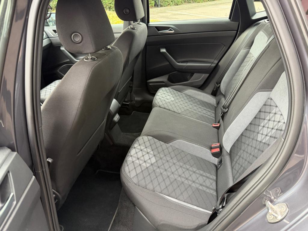 Volkswagen Polo 1.0 tsi dsg r-line | led gril | iq light | camera | stoelve