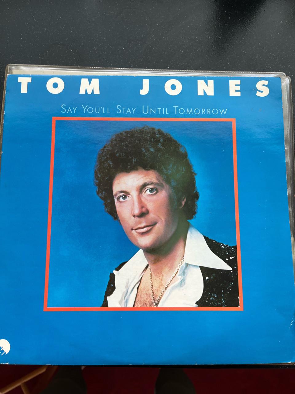 Lp’s. Tom Jones.