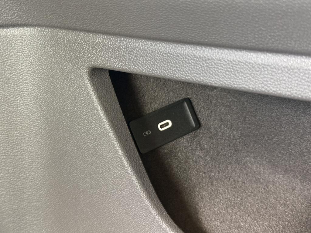 Volkswagen Multivan 1.4 ehybrid l1h1 life business | 7 stoelen | elect schu