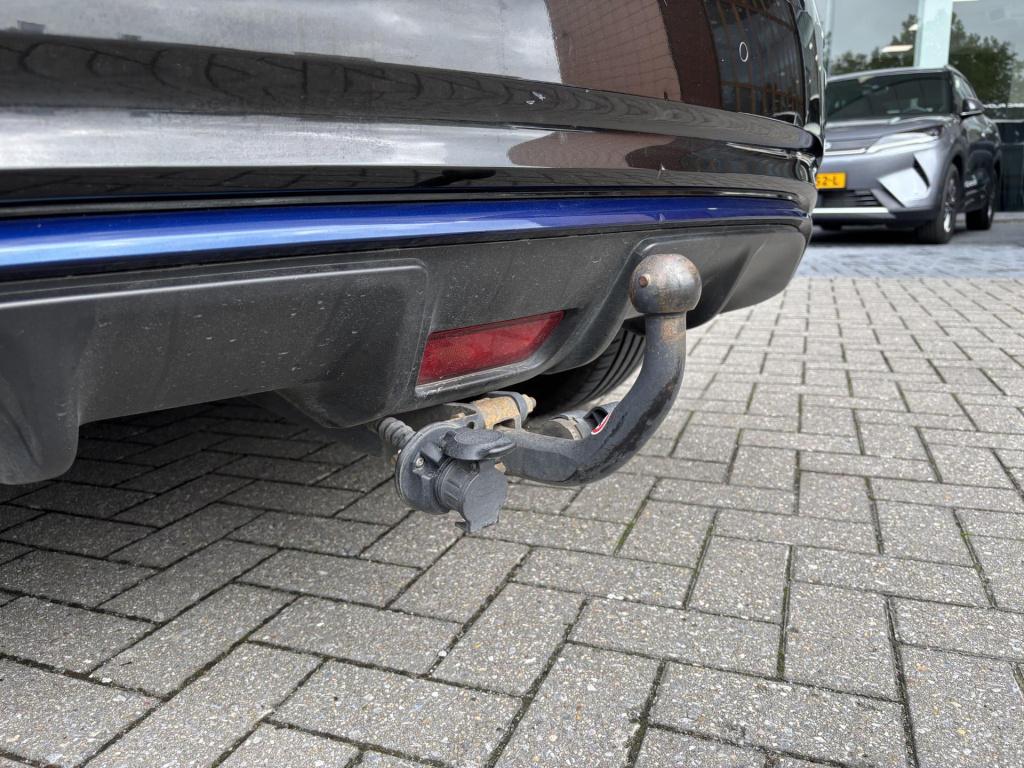 Nissan Leaf e+ business executive 62 kwh