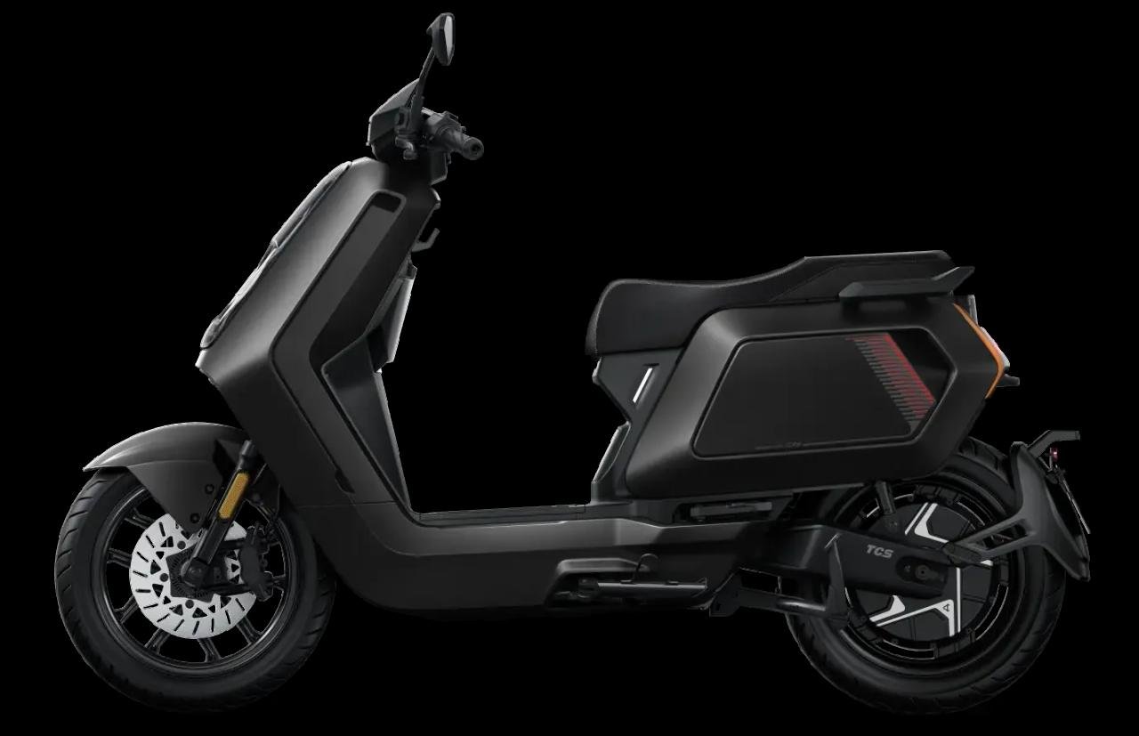 Niu NQIX 150, de beste smart E-scooter uit op voorraad!