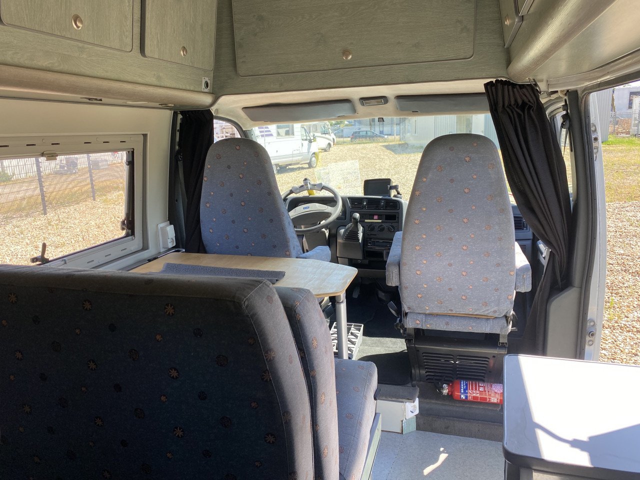 La Strada buscamper, veel opties, jaar apk, beurt, garantie, carplay setje