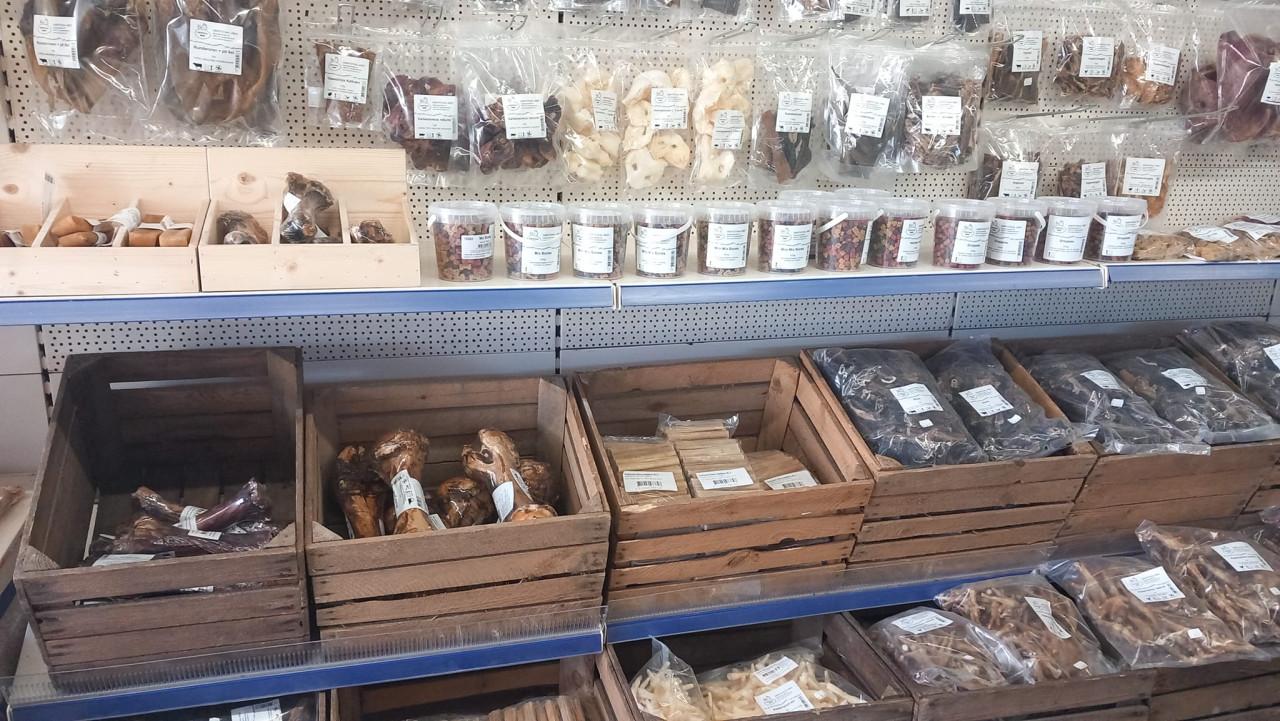 Ruime keuze hondensnacks bij DIERTOTAALARJO