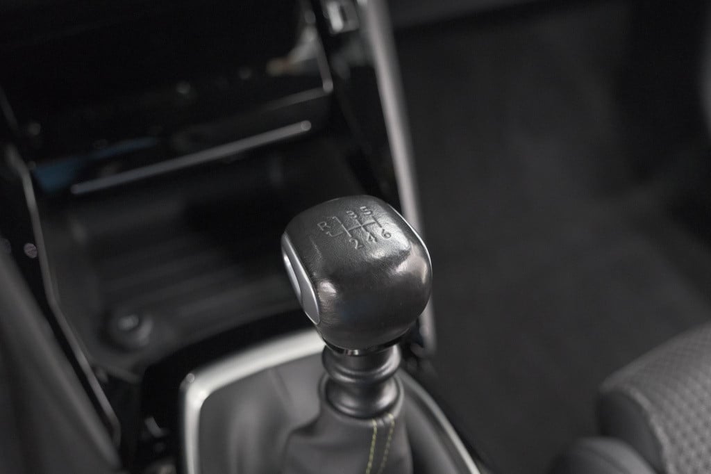 Peugeot 208 puretech 100 gt | camera | dodehoekdetectie | apple carplay | s