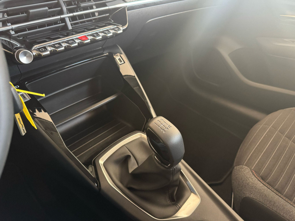 Peugeot 208 1.2 puretech active pack