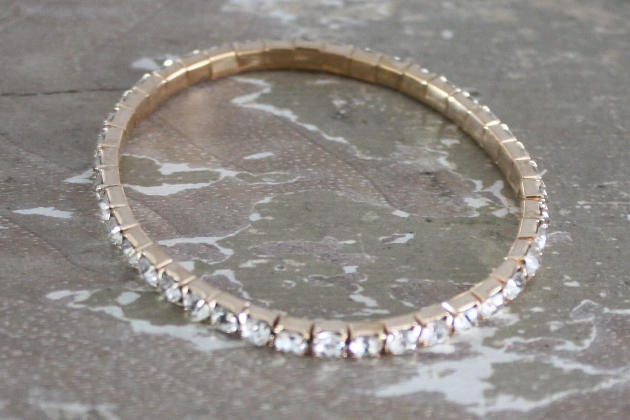 Witte stenen armband rekbaar