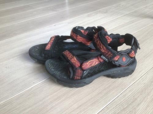 Teva sandalen met 37