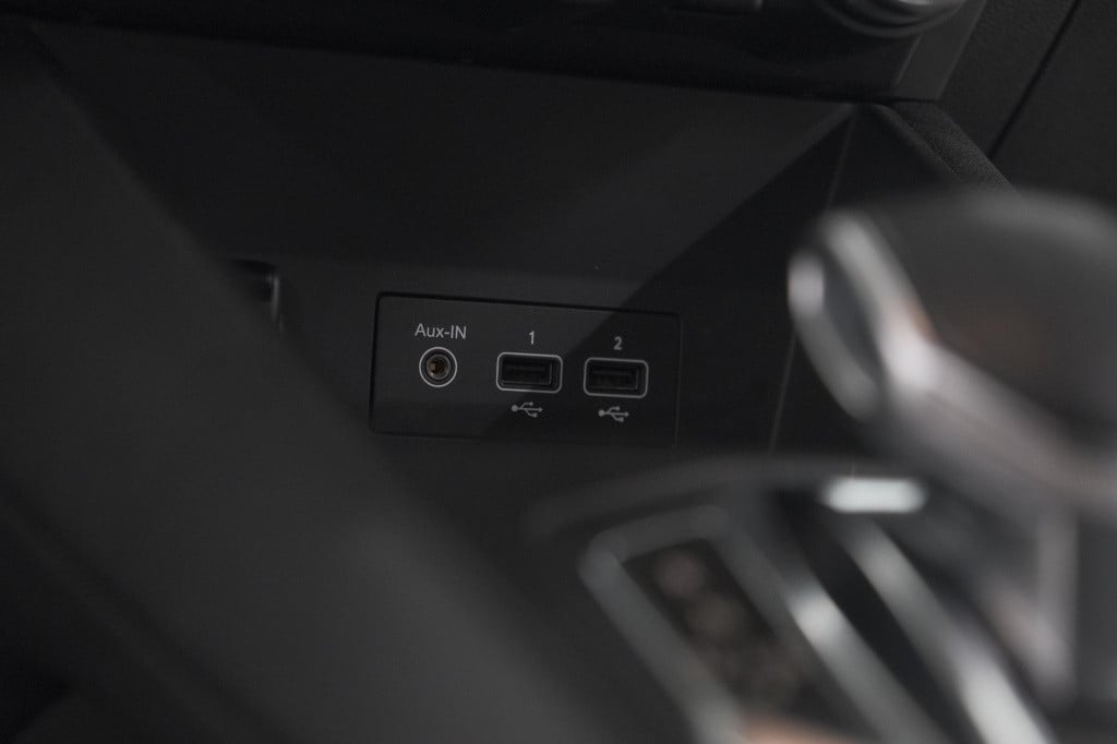 Renault Captur 1.6 e-tech plug-in hybrid 160 intens | parkeersensoren | app