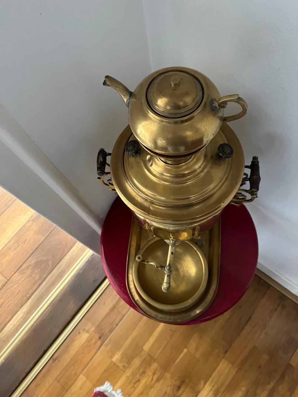 Russische koperen waterketel