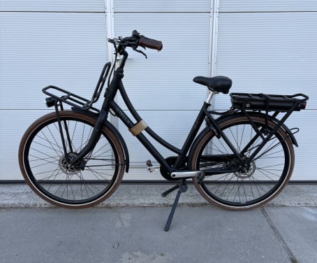 Te koop: stella dolce elektrische dames fiets met rekje